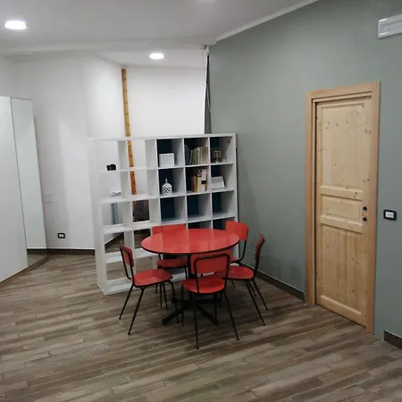 Liberty House In Vomero Apartment Naples